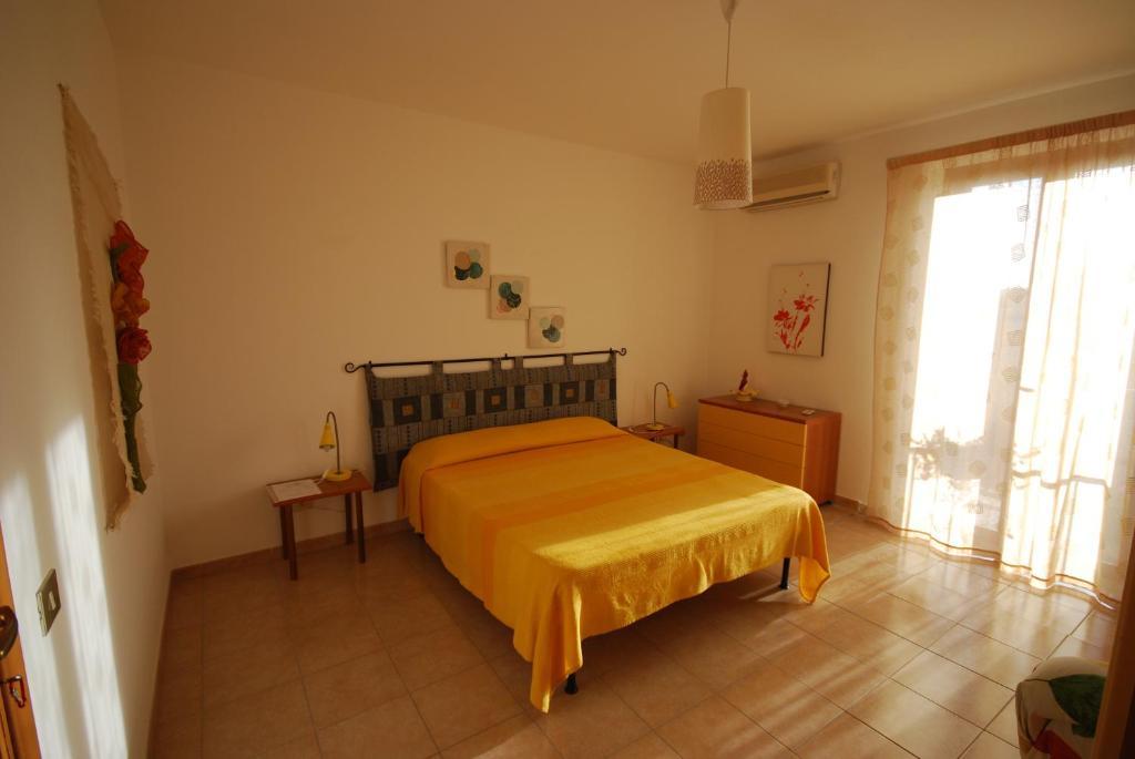 Babbai Giommi Bed & Breakfast Алгеро Стая снимка